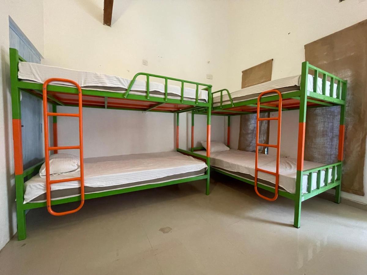 ディックウェラ Bunk 15 Hiriketiyaホステル エクステリア 写真