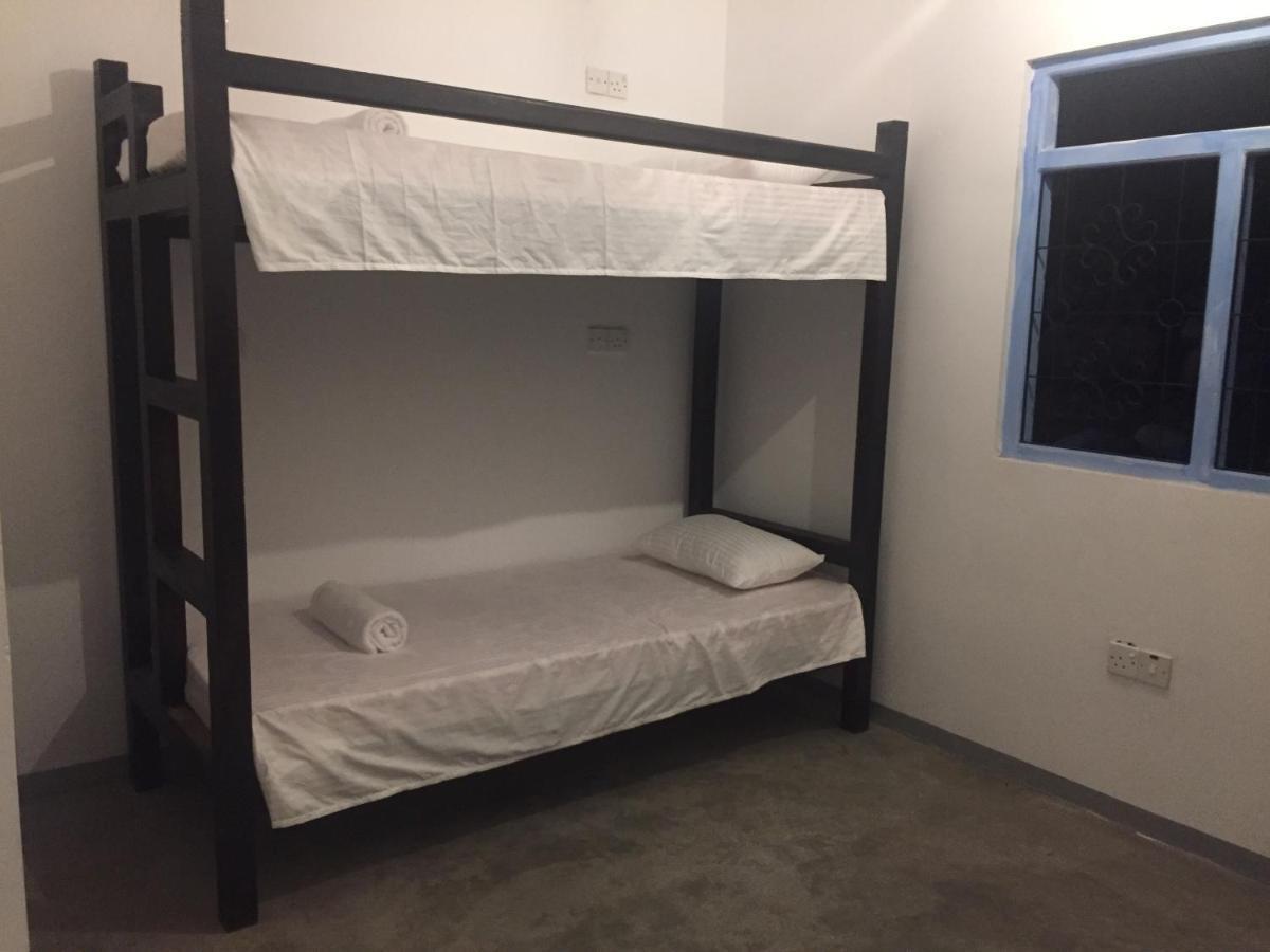 ディックウェラ Bunk 15 Hiriketiyaホステル エクステリア 写真