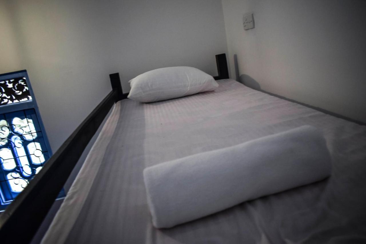 ディックウェラ Bunk 15 Hiriketiyaホステル エクステリア 写真